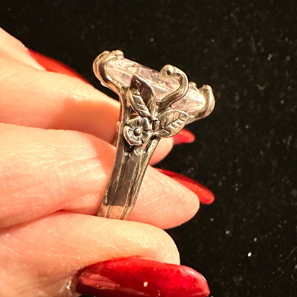 Israel 925‎ Sterling Silver & Crystal Ring Brutalist Floral Setting Sz 7.75 - Picture 4 of 10